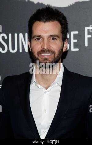 Park City, Stati Uniti d'America. Il 22 gennaio, 2017. Andrea Iervolino presso gli arrivi per 'all'osso' Premiere al Sundance Film Festival 2017, Eccles Theatre, Park City. Credito: James Atoa/Everett raccolta/Alamy Live News Foto Stock