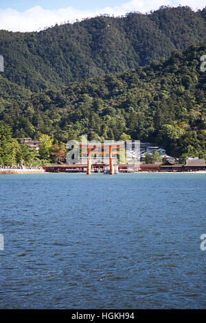 Santuario di Itsukushima a Muyajima isola in Giappone Foto Stock