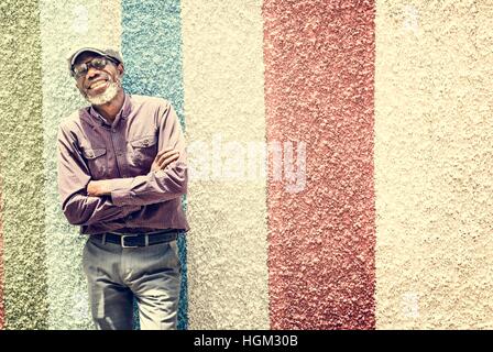 African Uomo sorridente Lifestyle Protrait Concept Foto Stock