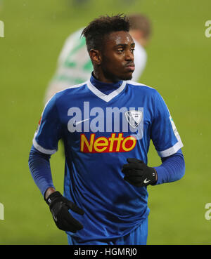 Bochum, Germania. Xi gen, 2017. Media stagione freindly, VfL Bochum 1848 - SpVgg Greuther Fuerth: Moise Ngwisani (Bochum). © Juergen schwarz/Alamy Live News Foto Stock