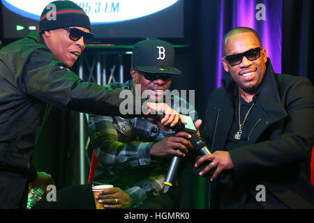 Bala Cynwyd, PA, Stati Uniti d'America. Xi gen, 2017. Bell Biv Devoe visita WDAS FM studio delle prestazioni in Bala Cynwyd, Pa. Credito: Star Shooter/media/punzone Alamy Live News Foto Stock