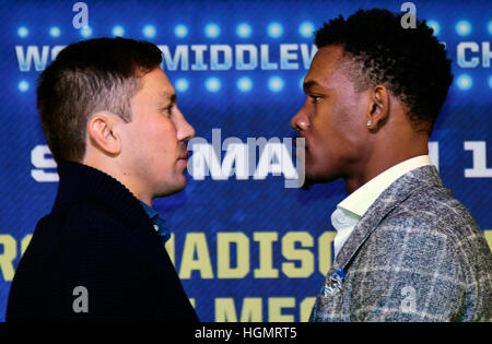 Los Angeles, California, USA. Xi gen, 2017. (L-R) Unified Middleweight Campione del Mondo Gennady ''GGG' facce Glolovkin off con la WBA Middleweight Champion e obbligatorio Daniel Challenger 'IL MIRACOLO MAN' Jacobs durante la conferenza stampa mercoledì. I due saranno combattimenti a Madison Square Garden NY, sabato 18 marzo, 2017. © Gene Blevins/ZUMA filo/Alamy Live News Foto Stock