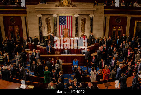 Washington, DC, Stati Uniti d'America, 3 gennaio, 2017 Il giorno di apertura del Congresso 115sessione congiunta. Credito: Mark Reinstein Foto Stock