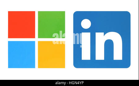 Kiev, Ucraina - 13 Giugno 2015: Microsoft e Linkedin logo stampato su carta bianca. Microsoft acquista Linkedin social media. Foto Stock