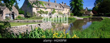 Estate, il vecchio mulino e cottages,Fiume Windrush,Lower Slaughter village,Gloucestershire Cotswolds,l'Inghilterra,UK Foto Stock