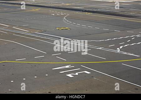 Grembiule di un aeroporto Foto Stock