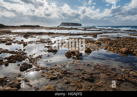 Geronisos isola in inverno, vicino a Pegeia, Cipro Foto Stock