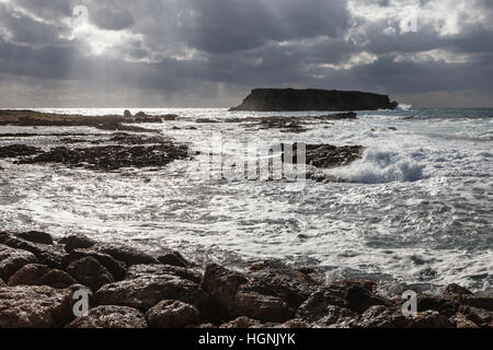 Geronisos isola in inverno, vicino a Pegeia, Cipro Foto Stock