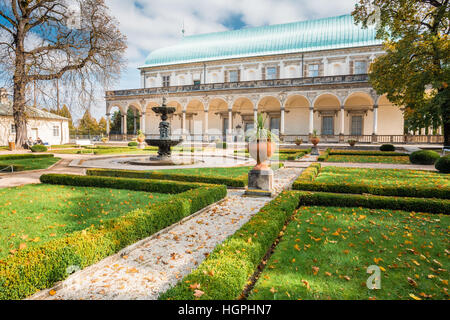 Queen Anne's Summer Palace a Praga, Repubblica Ceca. Costruito nel 1538-1565. Bel palazzo rinascimentale i Giardini del Castello di Praga. Foto Stock