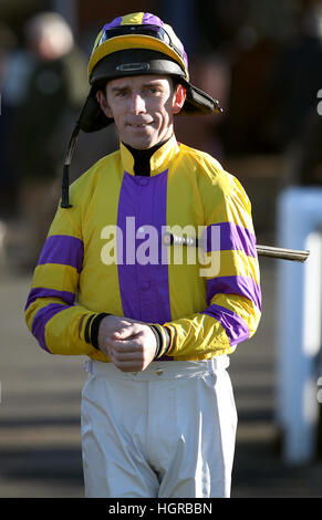 Jockey Leighton Aspell a Ludlow Racecourse. Stampa foto di associazione. Picture Data: lunedì 28 novembre, 2016. Vedere la storia di PA RACING Ludlow. Foto di credito dovrebbe leggere: Nick Potts/PA FILO Foto Stock