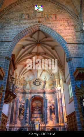 Royal chiesa di San Francesco, Evora, Sito Patrimonio Mondiale dell'UNESCO, Portogallo Foto Stock