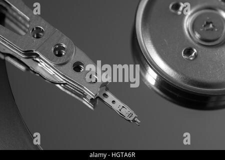 Close-up di hard disk di testa e piatto Foto Stock