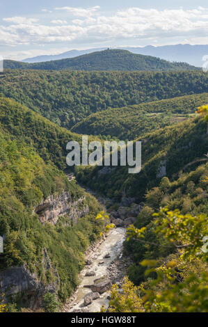 Fiume Tskaltsitela, Imereti, Caucaso, Motsameta, Kutaisi, Georgia Foto Stock