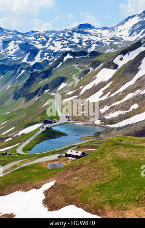 Vecchia strada alpina di Grossglockner, strada tortuosa, Kaernten, ?Tirolo Est, Austria, Europa Foto Stock