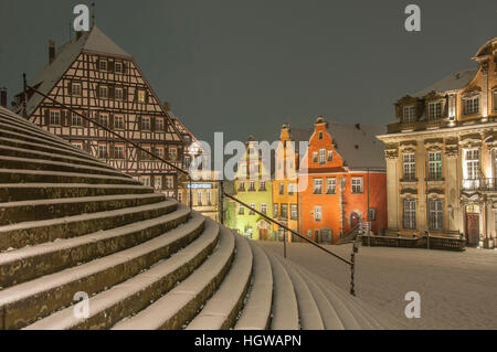 Case Half-Timbering in Schwaebisch hall coperti di neve, Baden-Wuerttemberg, Heilbronn-Franconia, Germania, Schwaebisch Hall, Market Place, Old-Town, Hohenlohe regione Foto Stock