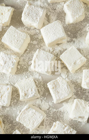 Dolci fatti in casa Square Marshmallows pronto a mangiare Foto Stock