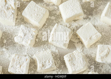 Dolci fatti in casa Square Marshmallows pronto a mangiare Foto Stock