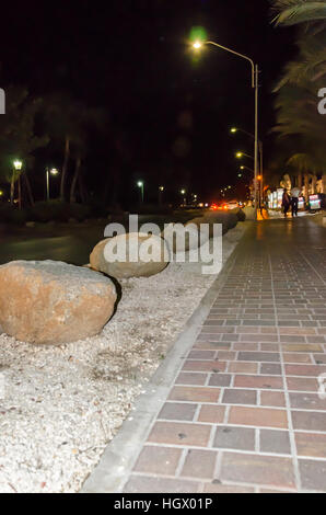 Aruba, dei Caraibi - Settembre 27, 2012: pedonale decorazione sul marciapiede vicino alla strada del mercato negozi in Aruba isola del mar dei Caraibi Foto Stock