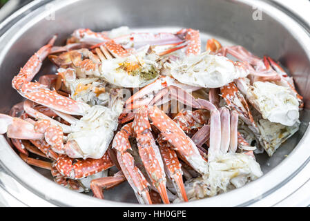 Il granchio al vapore in linea a buffet Foto Stock