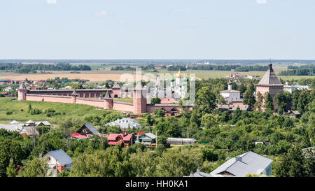 Vista del Salvatore Monastero di San Euthymius dal campanile, Russia, Suzdal' Foto Stock