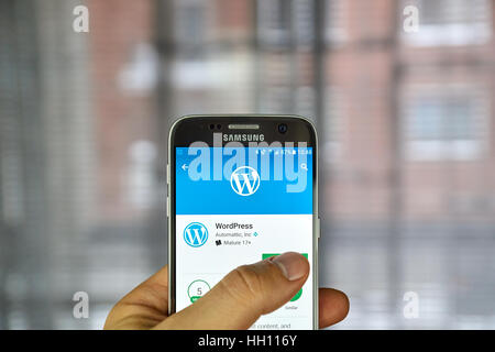 MONTREAL, Canada - 23 dicembre 2016 : Wordpress applicazione su Samsung S7 schermo. Foto Stock
