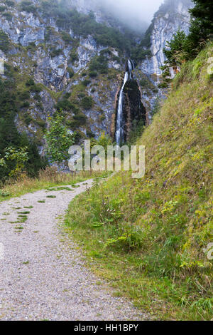 Cascata in Maurach sul lago Achensee Foto Stock