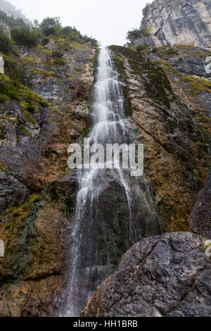 Cascata in Maurach sul lago Achensee Foto Stock