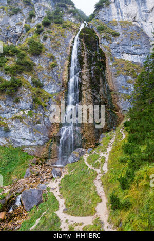 Cascata in Maurach sul lago Achensee Foto Stock