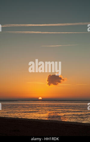 Tramonto sul lavare da Snettisham, Norfolk. Foto Stock