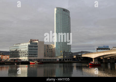 Fiume Lagan Belfast e Waterfront Foto Stock