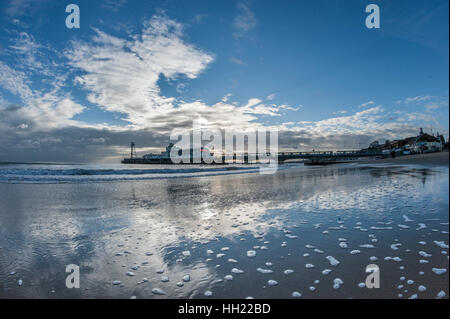 Bournemouth Pier in inverno Foto Stock