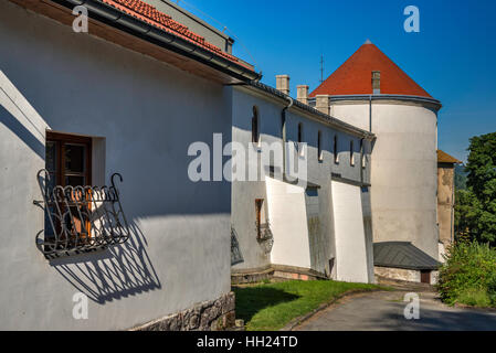 Il castello di Kmit, XVI secolo, hotel in Lesko, regione di Bieszczady, Malopolska, Polonia Foto Stock