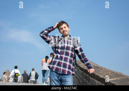 Stanco turistico a La Grande Muraglia della Cina Foto Stock