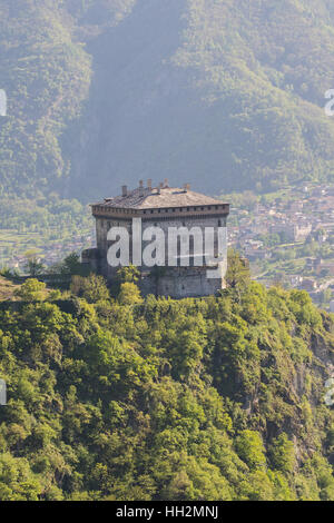 Castello medievale in Val d'Aosta, Italia Foto Stock