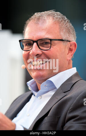 Lufthansa boss Carsten Spohr parlando a la DLD (Digital-Life-design) Conferenza di Monaco di Baviera, Germania, 16 gennaio 2017. Gli ospiti presso la 3 giorni di conferenza hanno discusso le tendenze e gli sviluppi in digitalizzazione. Foto: Tobias Hase/dpa | Utilizzo di tutto il mondo Foto Stock