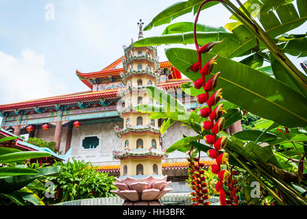 Fontana nel Tempio di Kek Lok Si cantiere, George Town, Penang, Malaysia Foto Stock