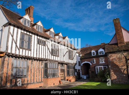 COLCHESTER, Regno Unito - 14 GENNAIO 2017: stile di Tudor architettura dell'edificio che ospita Tymperleys sala da tè a Colchester. Foto Stock