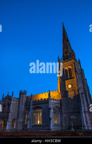 La magnifica chiesa parrocchiale di San Giovanni a Thaxted, Essex. Foto Stock