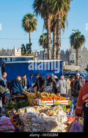 Il mercato locale nei pressi della Porta di Damasco, Gerusalemme, Israele Foto Stock