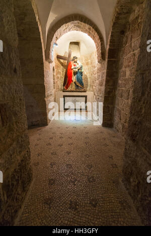 Figure religiose nella chiesa armena di nostra Signora, la Città Vecchia di Gerusalemme, Israele Foto Stock