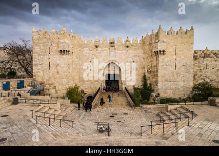 Damasco Gate nella Città Vecchia di Gerusalemme, Israele Foto Stock