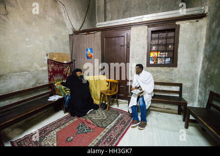 Ritratto del chierico nell'Etiope Monastero copto, Gerusalemme, Israele Foto Stock