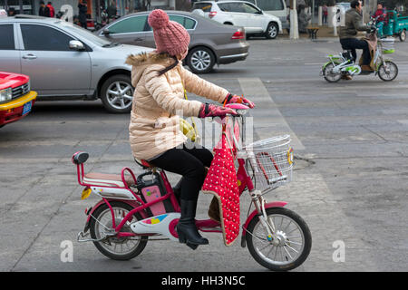 Bicicletta e ebike, Shizuishan, Ningxia, Cina Foto Stock