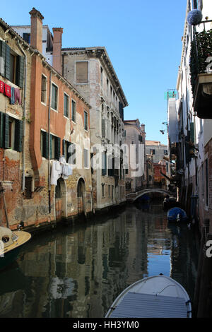 Canali di venezia indietro acque Italia Foto Stock