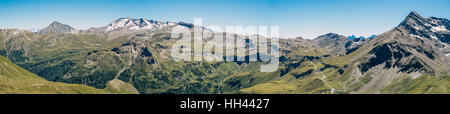 Panorama delle alpi austriache sulla Strada alpina di Grossglockner, Austria Foto Stock