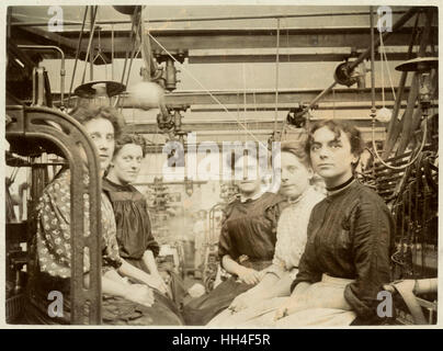 Lavoratori di mulino - Spinning - Rochdale, Lancashire. Foto Stock