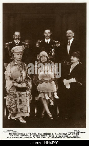 Ritorno del Duca e della Duchessa di York - Gruppo reale Foto Stock