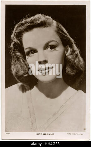 Judy Garland (1922-1969) - American cantante, attrice, e vaudevillian nel ruolo di in 'finché le nuvole passare dall'). Foto Stock