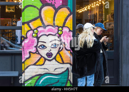 Carta murale in Hanbury Street, Spitalfields, London Borough of Tower Hamlets, Greater London, England, Regno Unito Foto Stock