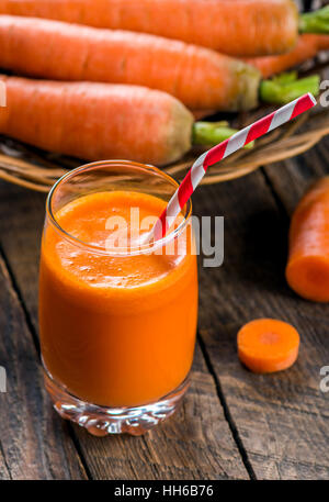 Succo di carota Foto Stock